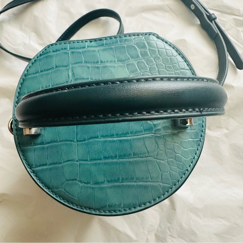 Green Emerald Leather Croc Printed Zipper Mini Buckle Bag Crossbody Bag - Picture 4 of 10